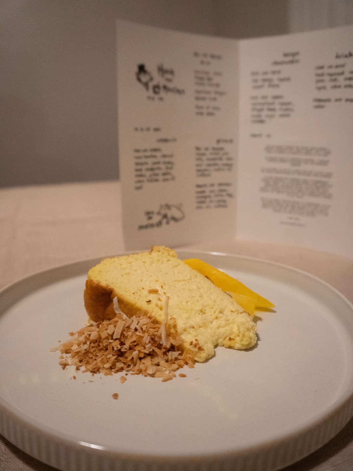 DESSERT: silk and gold